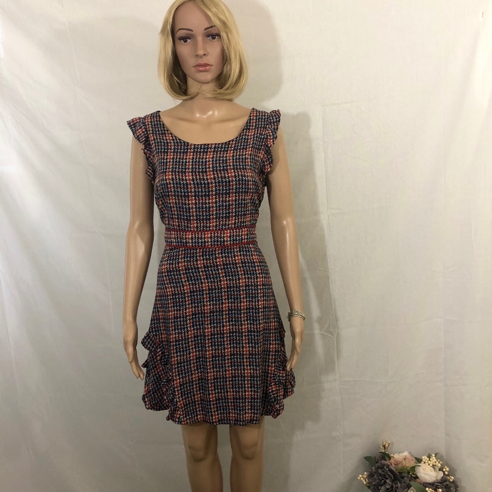 Doe & Rae Dress with Ruffle Detail - Picture 5 of 5
